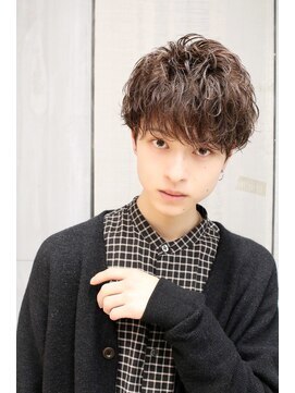 リップス レイ ギンザ(LIPPS Ray GINZA) ソフトツーブロック刈り上げ無造作スパイラルマッシュ