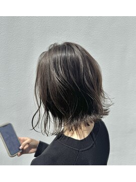 アリュール(Allure) ミディアムボブ