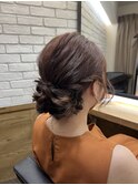《結婚式ヘア まとめ髪》