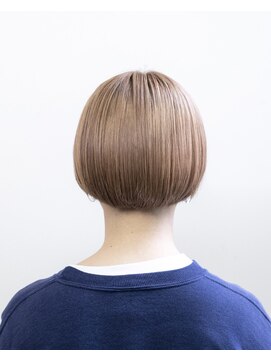 ルプラ ブリリアント(le-pla brilliant) ショートボブ/切りっぱなし/ブリーチ/ベージュ/ダブルカラー豊橋