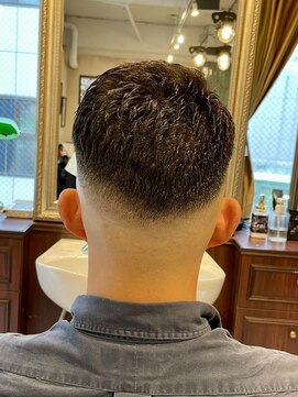 グレイスフルバーバーロンドン 大宮店(Graceful Barber London) 【20代 男性】ロンドン七三フェード（大宮/バーバー）
