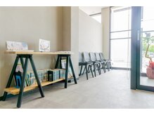 待合スペース**リラックスしてお過ごしいただけます☆