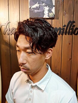 サンフラット(Sun Flat)の写真/眉カットやシェービング、フェイシャルエステもお任せください！プロの技術で身だしなみを整えて清潔感UP◎