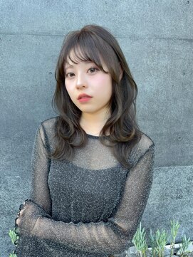 スーリール 姪浜店(Sourire) オリーブベージュ