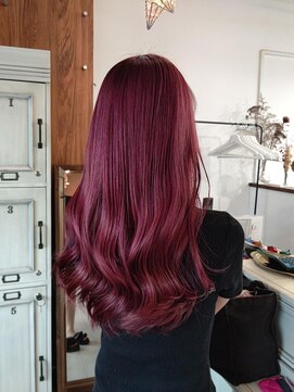 ラテ アトリエ(latte atelier) 大人可愛い/ワインレッドカラー♪