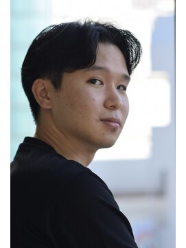 にもう ナチュラル　センターパート