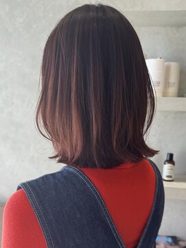 シベルバレー 横浜(sibell) ＊20代30代切りっぱなしボブタッセルボブ顔周りレイヤーオリーブ