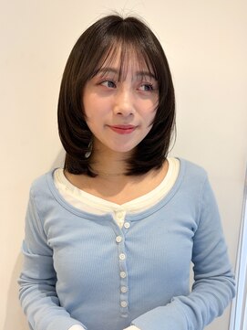 ガーデンヨコハマ(GARDEN YOKOHAMA) ミディアムレイヤー　顔周りカット　ワンレン　ハッシュカット