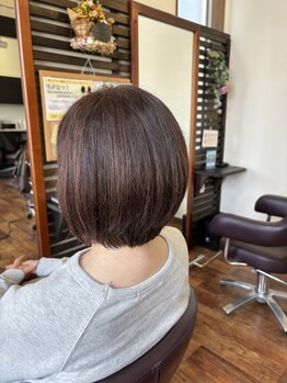 ヘアー ベル フルール(HAIR Belle fleur)の写真/髪質にあわせたメニューと、きめ細やかなカットで理想のツヤ髪へ！心ときめくサロン体験を。