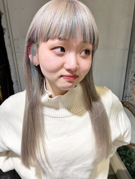 フェンヘアーアイス 中目黒(Fen.hair ici) 夏カラー/ホワイトベージュxペールブルー/デザインカラー