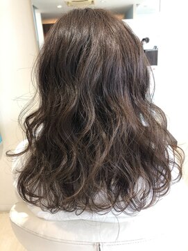 アメイジングヘアー 美沢店(AMAZING HAIR) 【AMAZING HAIR 美沢店/山岸】くすみアッシュ×ラフウェーブ