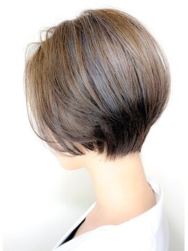 コロ(COLO) 【COLO】20代 30代 40代 くびれ丸みショートボブ 吉祥寺