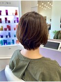 ショート×白髪ぼかしハイライト