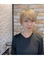 ヘアアトリエハチ(hair atelier hachi) 金髪ショート