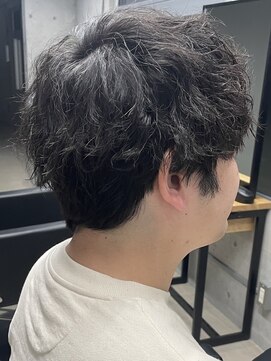 フイ 代々木(Hui) ツイストスパイラルパーマ/波巻き