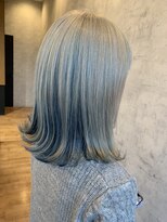 マナヘアー 倉敷(Mana Hair)&nbsp;ホワイトシルバー　インナーブルー