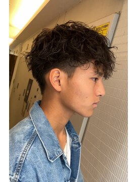 ヘアカロン(Hair CALON) メンズカットツイストスパイラルパーマ波巻きパーマ熊本下通り