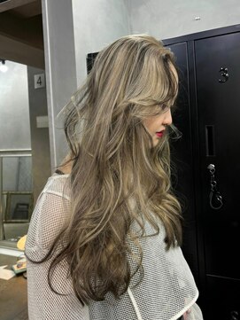 ジーナ(XENA) ローライトカラー×ミルクティーカラー×渋谷