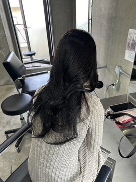 ラック(LUCK) レイヤーぱっつん前髪ステップボーンカットシルキー船橋/韓国