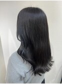 ブルーブラック  ×  顔周りレイヤーカット