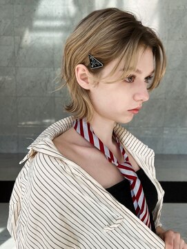 ユーフォリア 銀座本店(Euphoria) ハイトーンカラーショートウルフインナーカラーホワイトベージュ