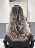 ハイライト美髪ショートウルフ ミディアムレイヤーカット