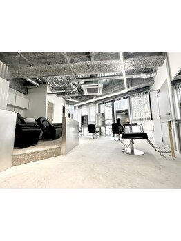 《ブリーチカラー特化店》移転オープン♪マンツーマン施術の信頼度抜群サロンなのでお客様のお悩みも解決！