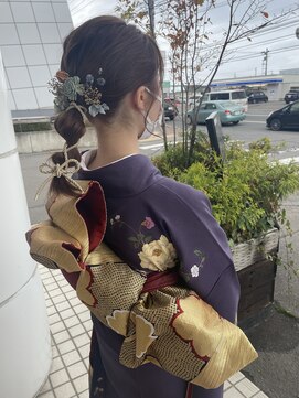 ジップ 緑店(zip) 透明感アッシュグレージュ×20代ガーリーミディ