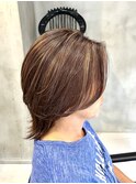 調布レディースミディアムレイヤー白髪ぼかしハイライト40代