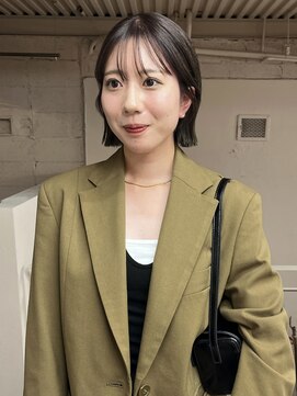 イル(iru) ボブ グレージュ