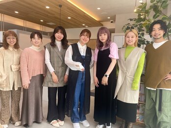 リットバイウェイズ(Lit by WAYS)の写真/トレンドに敏感な若手スタイリスト多数在籍★一人一人に似合うスタイルをご提案いたします！ご相談もOK◎