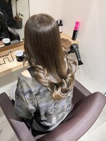アトレ 福岡大名店(attrait)&nbsp;くすみオリーブベージュ