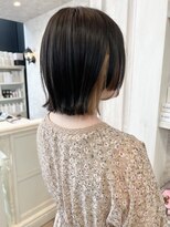 キャアリー(Caary)&nbsp;福山市美容室Caary人気 切りっぱなし外ハネインナーカラー