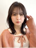 外ハネミディアム/透明感グレージュカラー/黒髪/顔周りカット
