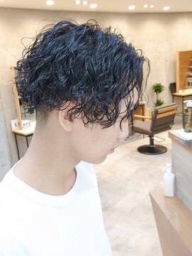 ヒート トウキョウ 目黒店(HEAT TOKYO) ツイスパセンターパートマッシュ波巻きダウンパーマメンズ目黒