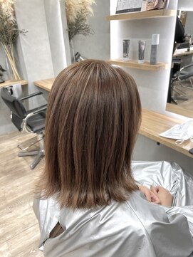 ノアル(NOAHL) G ナチュラルハイライト