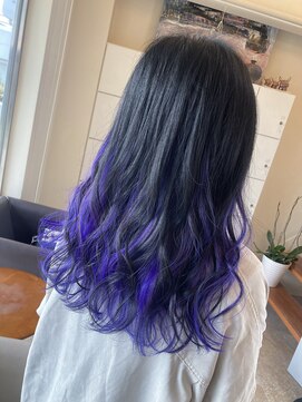 ヘアースペース ブイ(hair space V) ブルーバイオレットインナーカラー