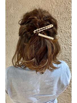 ハートボックス 四谷店(Heart box) ボブやショートもOK/ねじりハーフアップ