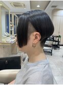 40代縮毛矯正ツーブロック 刈り上げ グラデーション前下がりボブ