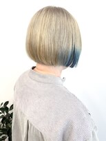 モリオ(morio)&nbsp;透明感クリスタルブルーボブ