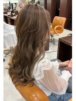 シェール モリオ(chere MORIO)&nbsp;白髪ぼかしハイライト