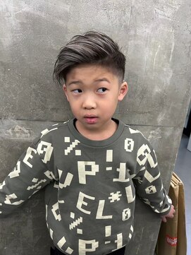 メンズサロン キング 高槻店(Men’s salon K!ng) 波巻きツイストスパイラルパーマ/フェザーパーマ/眉毛/メンズ