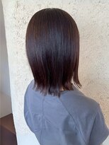 プリモ ココ 鍋島店(Primo coco.)&nbsp;ミディアムレイヤー ブラウンベージュ 外ハネ 30代 髪質改善