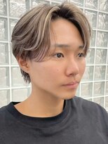 サンクマーケット 渋谷(cinq MARKET)&nbsp;渋谷メンズブリーチカラーミルクティーベージュセンターパート