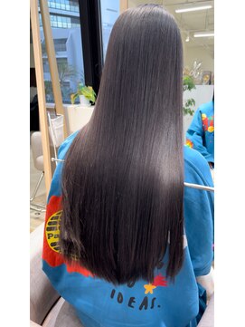 アム 表参道(am) 小顔薄めバンググレージュレイヤーロング前髪パーマ黒髪