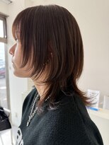 シキ(SHIKI)&nbsp;ウルフ　ミディアム　顔周りレイヤー