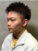 ツーブロック スパイキーショート 短髪 刈り上げ　フェード 20代