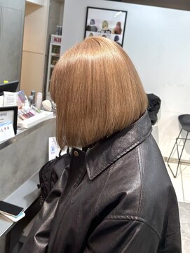 ヴェイン 渋谷(vain) サンドベージュ春カラーボブ