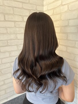ルノン フィージュ(LUNON fieju) 黒髪クラゲヘアーオリーブグレー小顔ココアベージュ