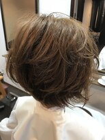 ちいさな美容室 庵(an)&nbsp;躍動感を感じる動きのあるふんわりショート